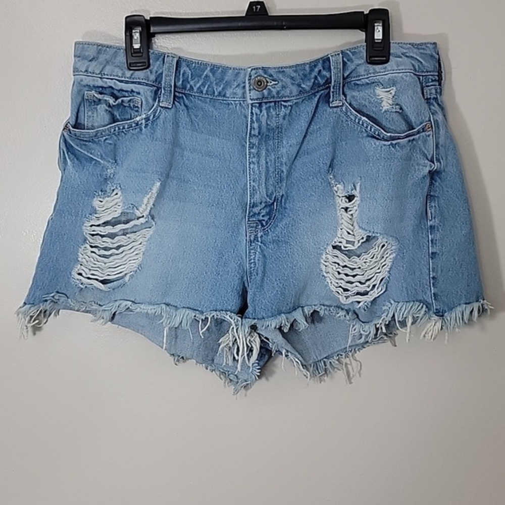 Arizona Blue Distressed Women's Jean Shorts Size 15
